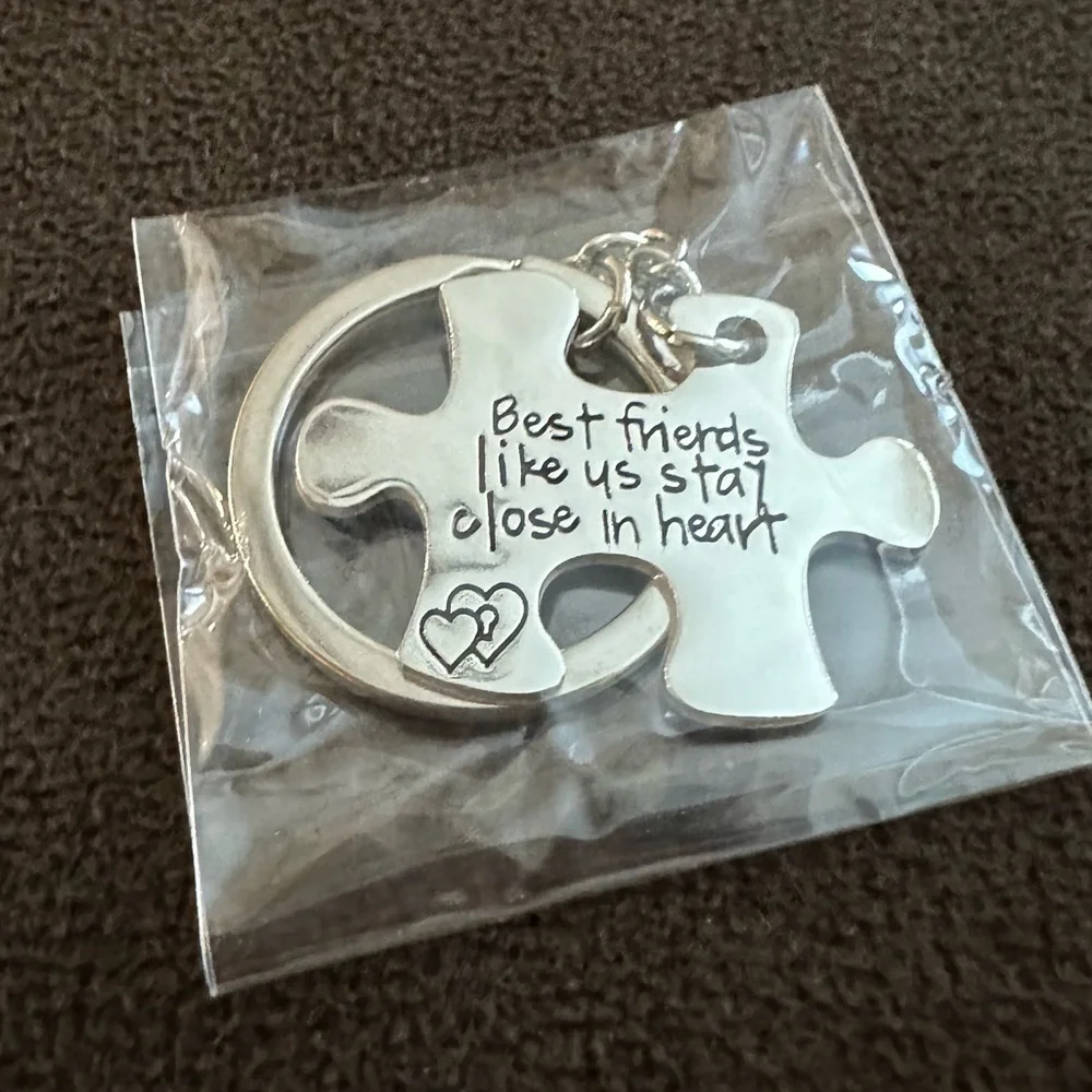 Best Friends Key Chains Puzzle Pieces Besties Gift BFF Close At Heart New